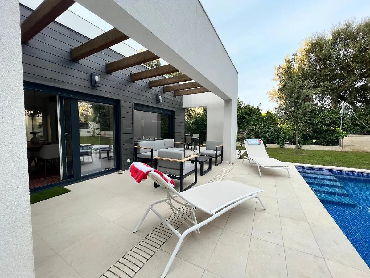 Villa Calella - With Private Pool Калелья-де-Палафружель